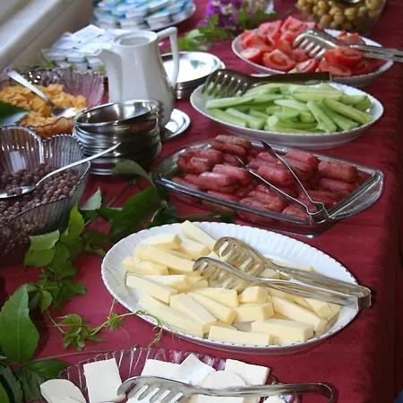 Otel Canada & Çıralı