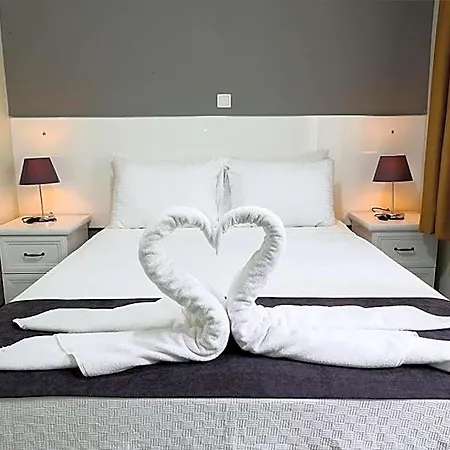 Otel Canada & Çıralı