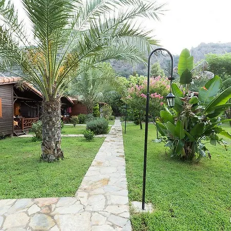 Hotel Canada & Çıralı