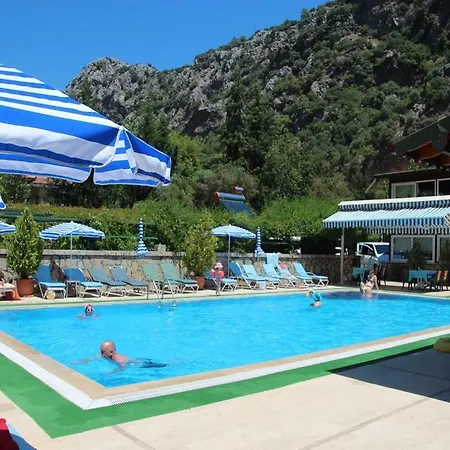 Canada & 3* Çıralı