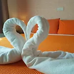 Canada & Hotel Çıralı